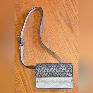 NWOT Michael Kors Tri-color Tri-scale Signature Belt Bag, Size L/XL